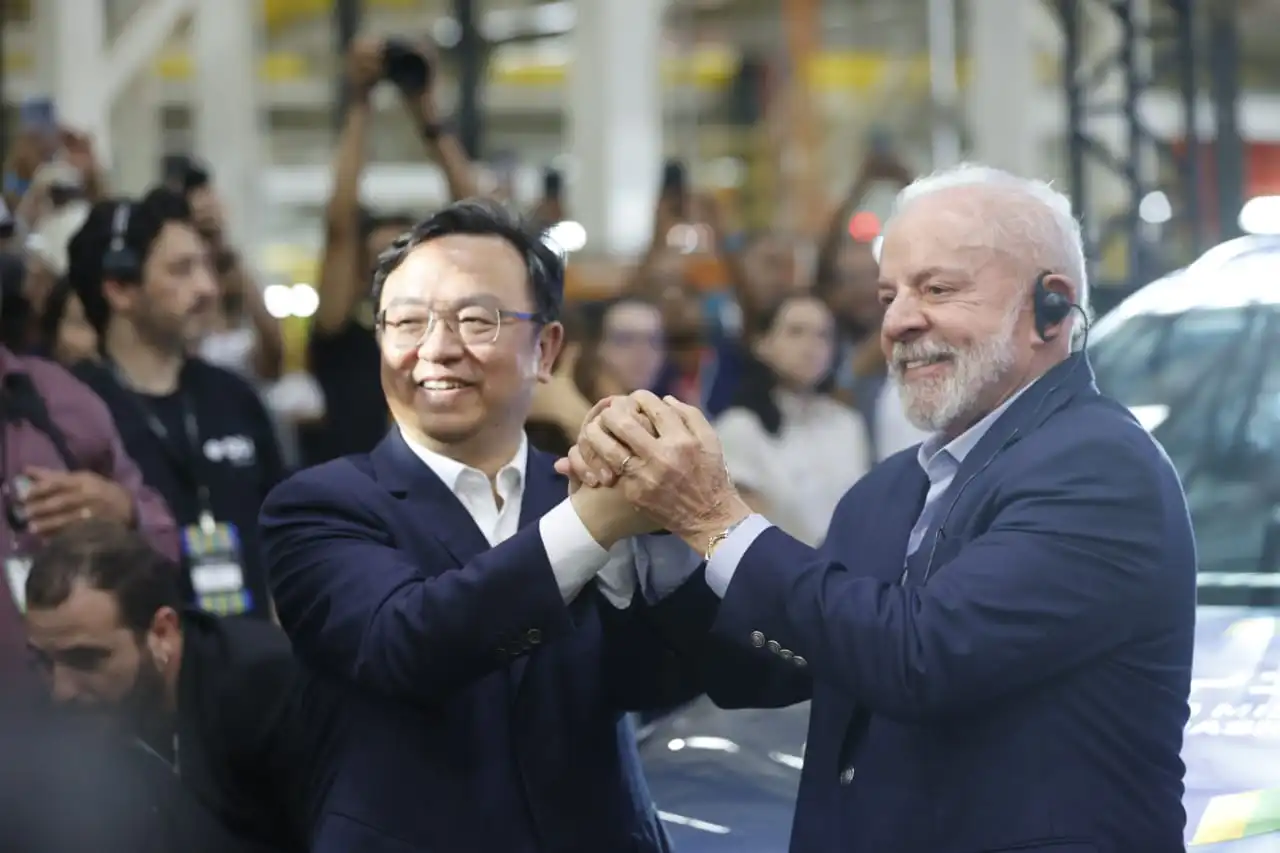 BYD inaugura fábrica em Camaçari